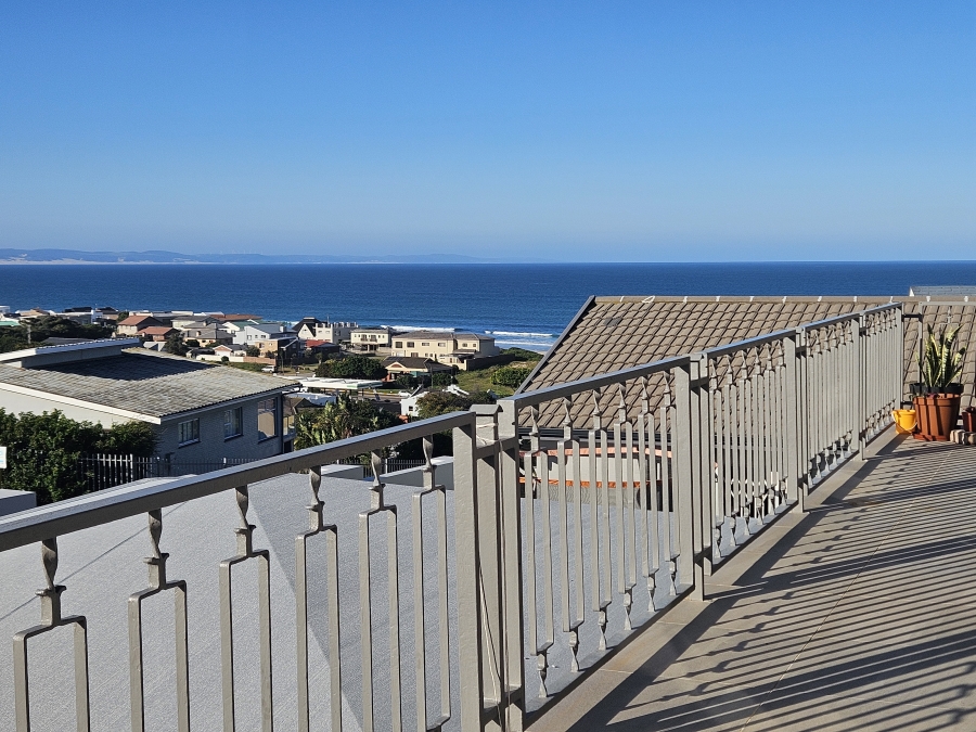 9 Bedroom Property for Sale in Ferreira Town Eastern Cape